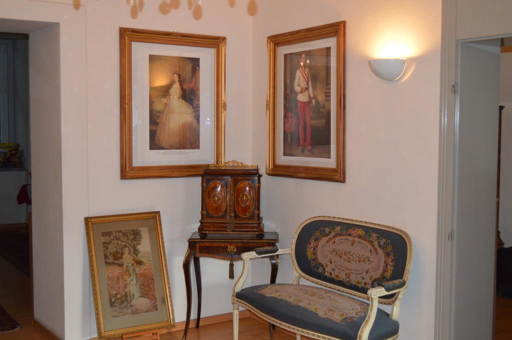 ウィーン ペンション ワルツァーシュタドゥット Bed & Breakfast エクステリア 写真